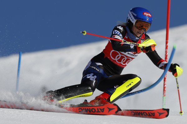   Shiffrin leads 1st race after six-week injury layoff and closes in on World Cup slalom season title