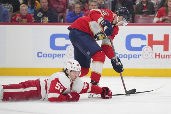   Barkov scores twice, Reinhart seals it in shootout to give Panthers 3-2 win over Red Wings