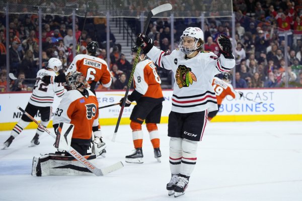   Connor Bedard, Blackhawks skate past the Flyers 5-1