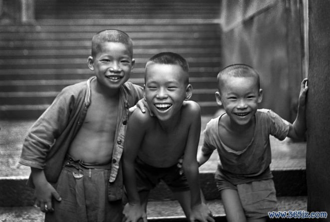 A legendary master of Hong Kong street photography, Fan Ho passed away earlier this year but dedicated a set of previously unseen images to this exhibition. In these light-filled shots of 1960s Hong Kong, Ho interprets children playing on the streets as a precious kind of familial relationship.